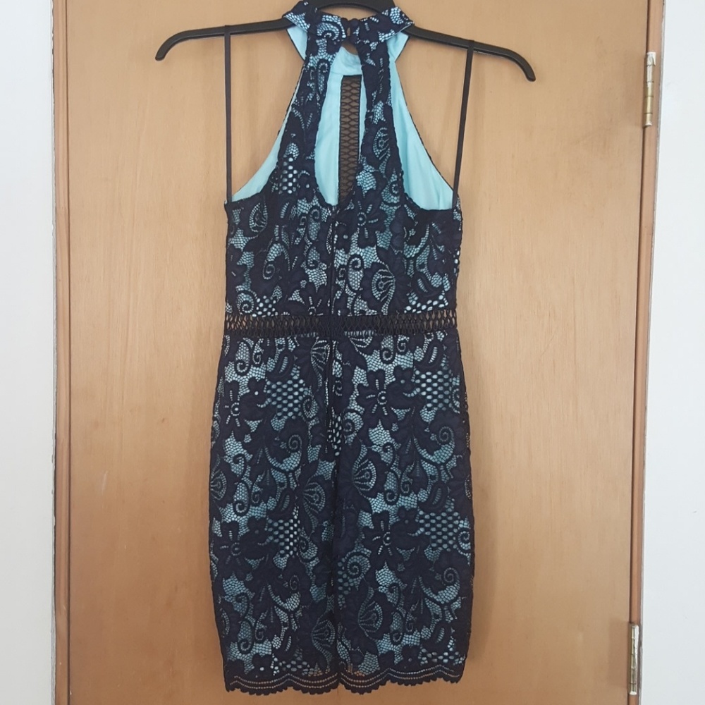 Dress - Picture 3 of 5